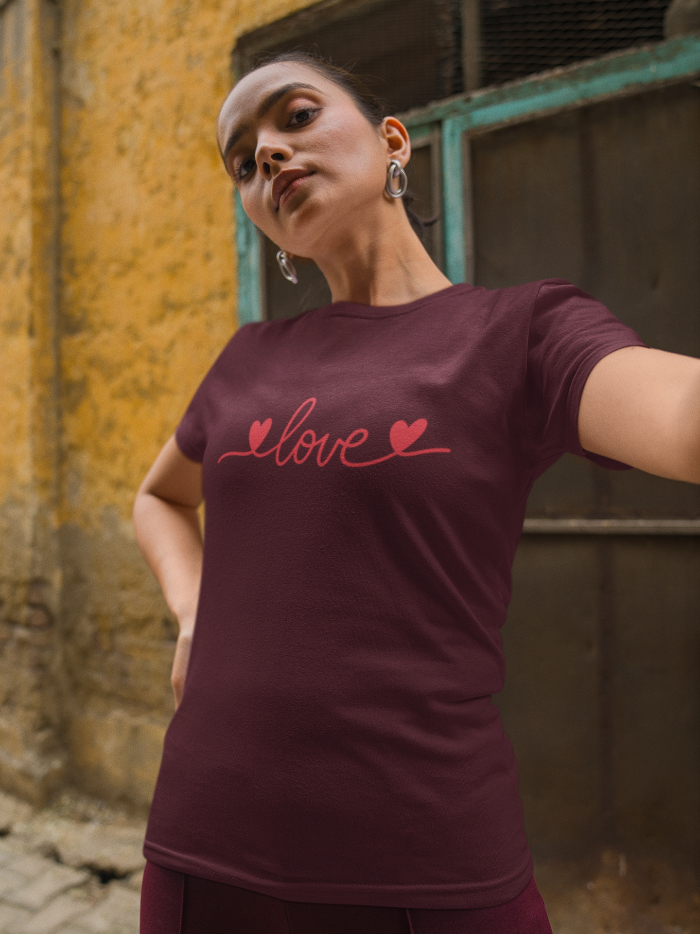 Handwritten Love Women's Crew Neck T-shirt