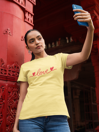 Handwritten Love Women's Crew Neck T-shirt
